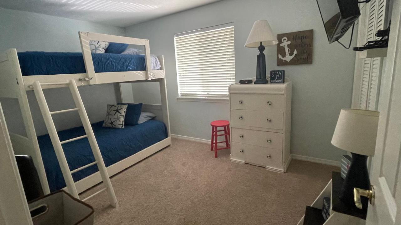Sunny Daze, Desirable Kid Friendly Resort, 3 Minute Walk To The Beach, Resort Beachside Pool & Restaurant Panama City Beach Exterior foto